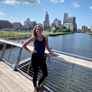 Meet your Posher, Laura